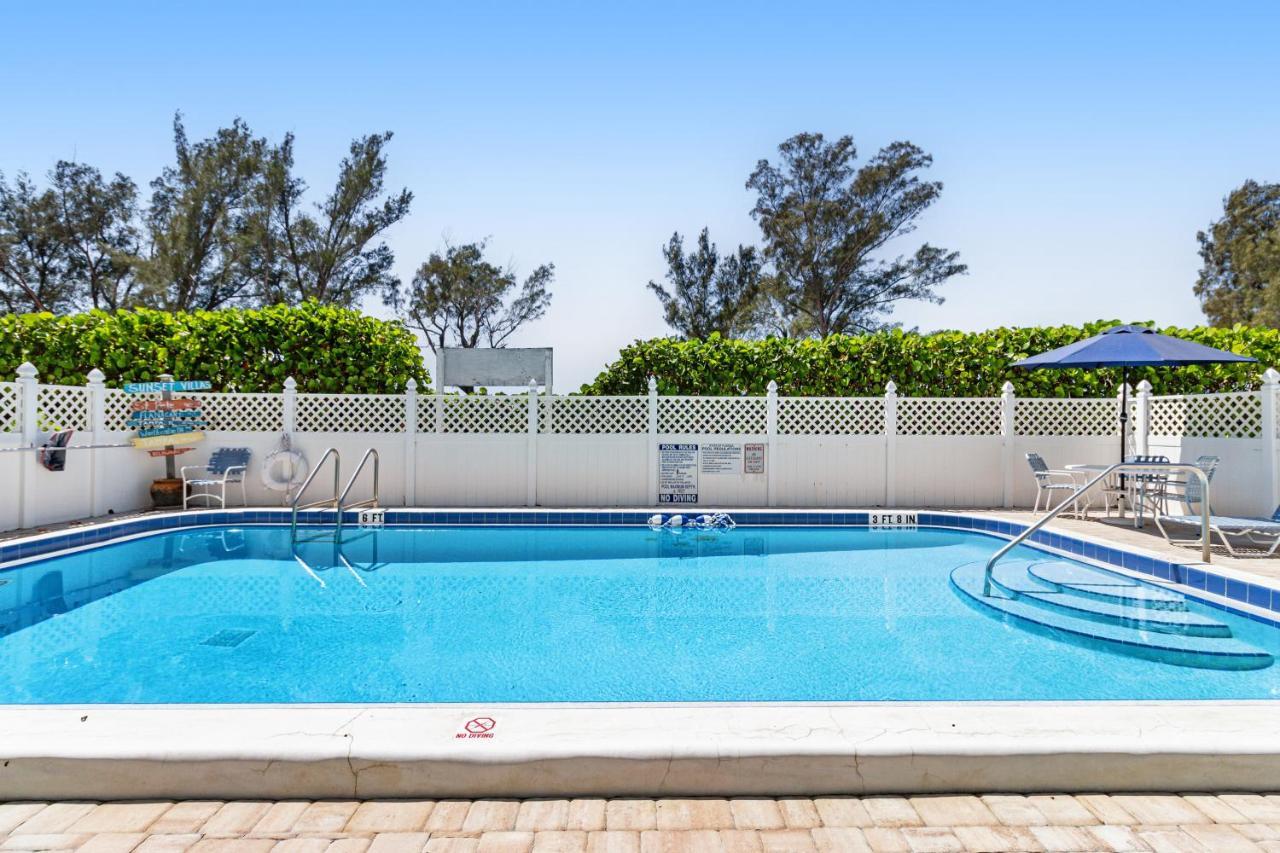Sunset Villa 2 برادنتون بيتش المظهر الخارجي الصورة